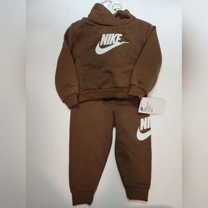 Nike Kids Brown Sweatpants & Hoodie Set